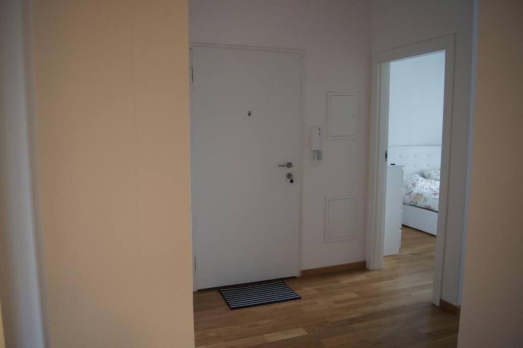 Cichy, Nowoczesny, Komfortowy Przy Galerii Mokotow Apartment Warsawa Bagian luar foto